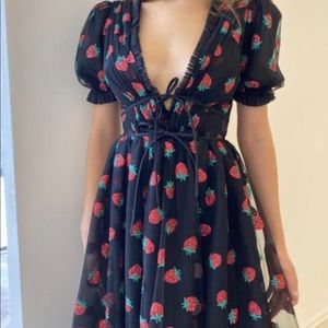 Lirika Matoshi black midi strawberry dress small
